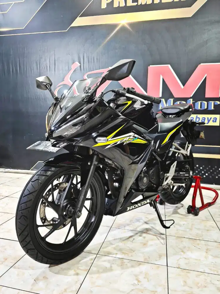 Honda All New CBR 150 R Facelift TH 2016 slow on going