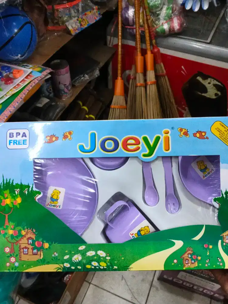 Tempat makan bayi