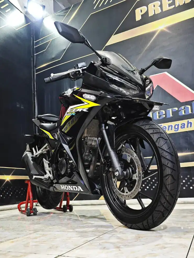 Honda All New CBR150 Facelift Th 2016 Odo 5rb gas riding