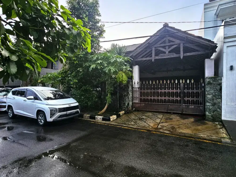 MURAH & SUPER NEGO! Rumah Dijual Pejaten. Dlm Komplek, Bangunan Lama