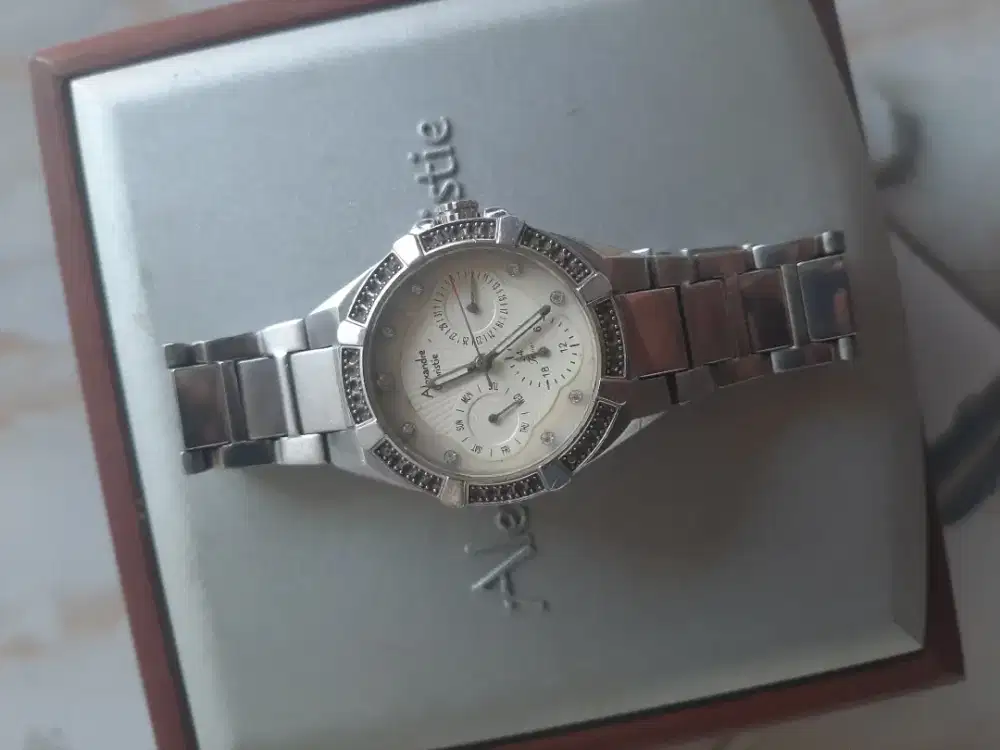 Jam Tangan Wanita Alexandre Christie