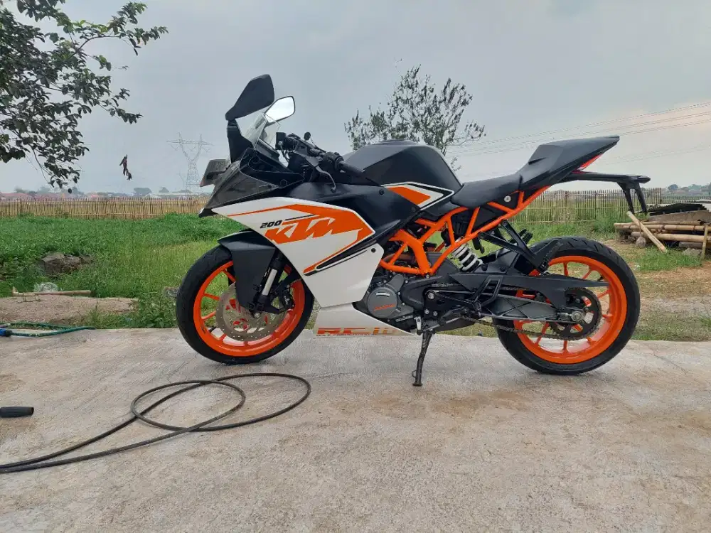 KTM RC 200 (Motor Hoby aja)