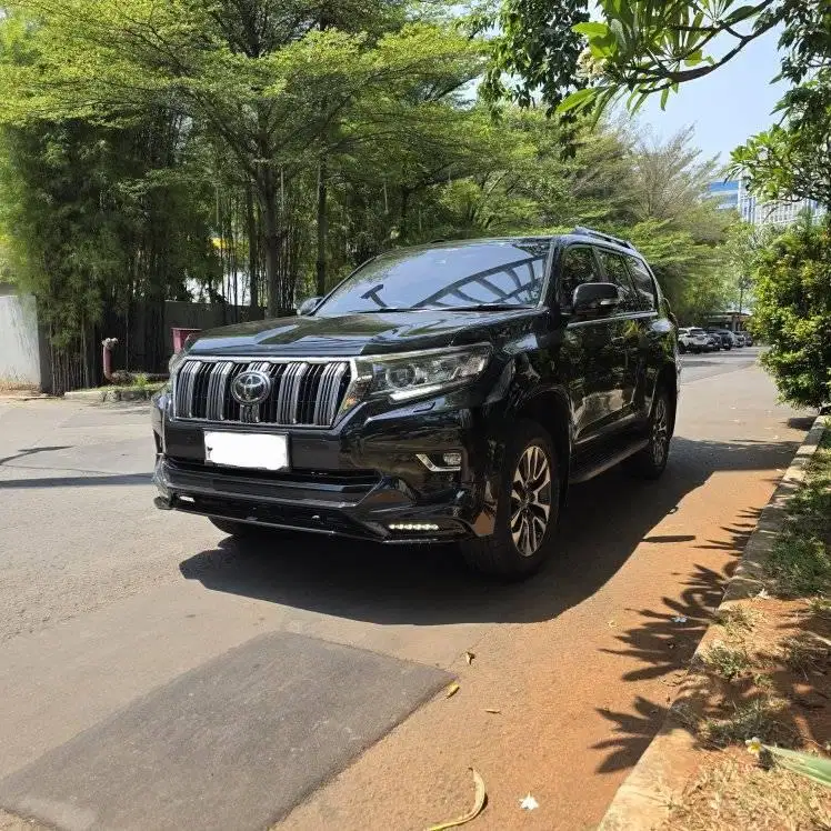 2023 Toyota Land Cruiser Prado Modellista 2.7 Bensin AT LC KM 14000