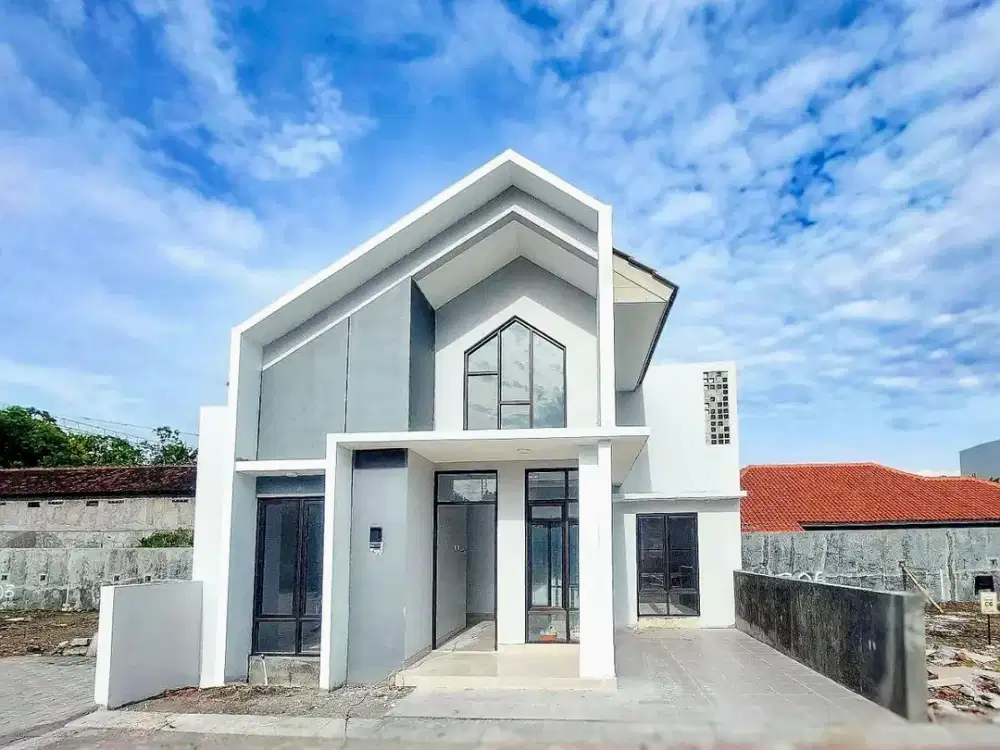 Cluster Cantik Rumah Baru Ready Dekat Kampus UNISRI DAN UNS
