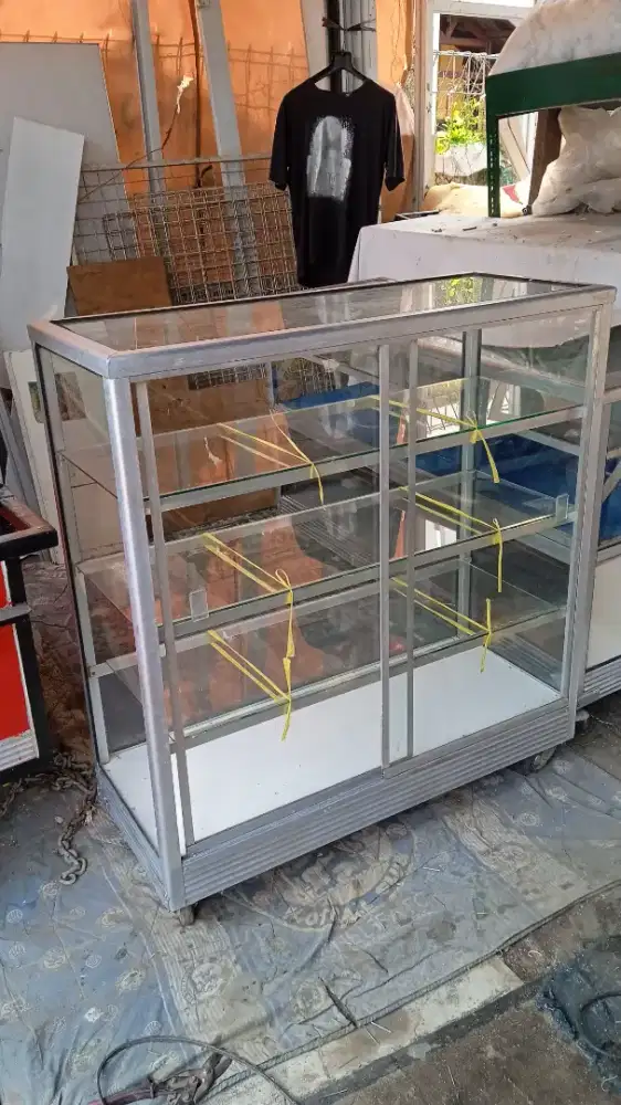 Etalase 1 meter siap pakai