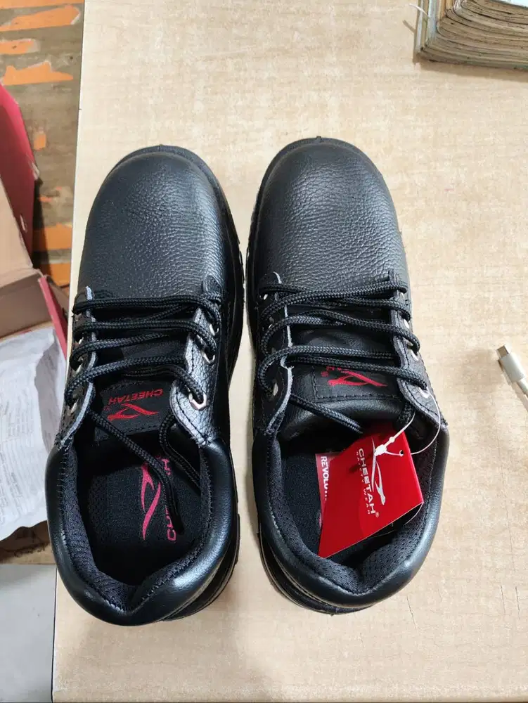 Dijual Sepatu Safety Cheetah BARU