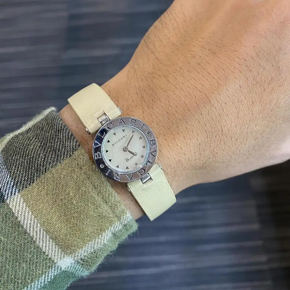 Bvlgari B.Zero1 MOP Dial BZ22S Quartz 22mm