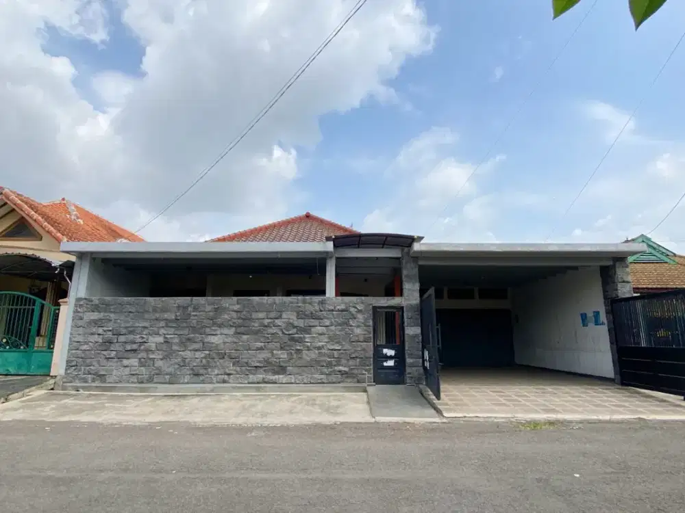 Dijual rumah minimalis bisa untuk usaha juga dan gudang harga di BU