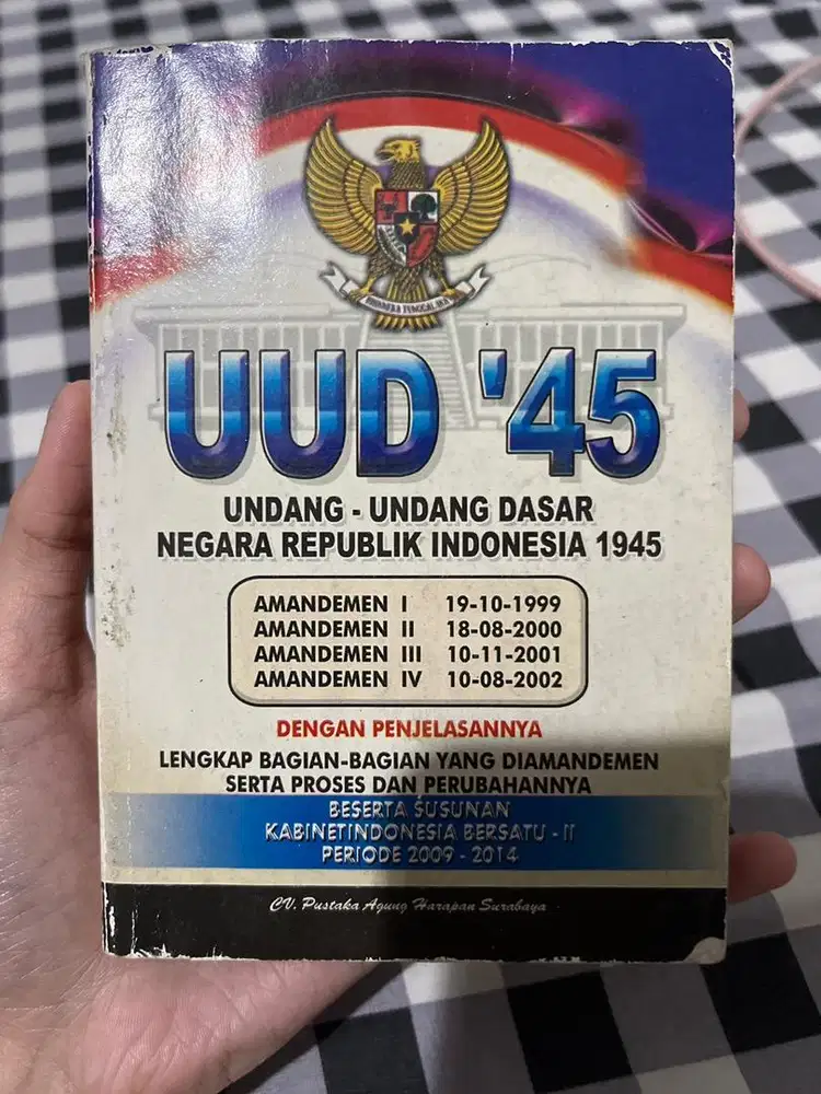 Buku bekas UUD 1945