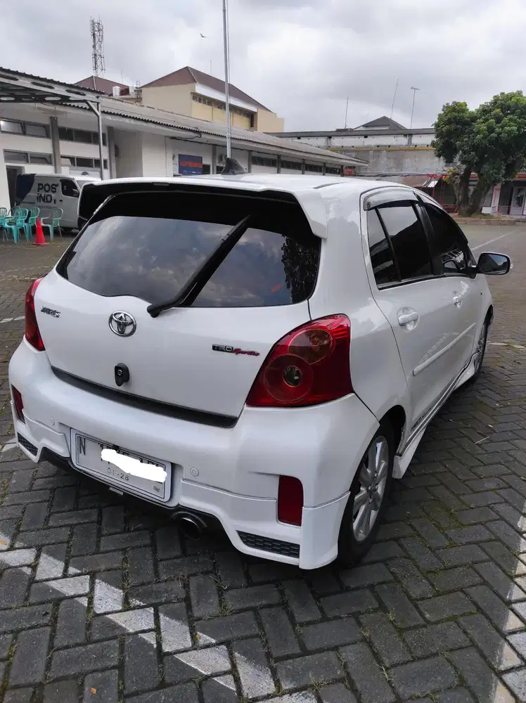Toyota Yaris 2012 Bensin