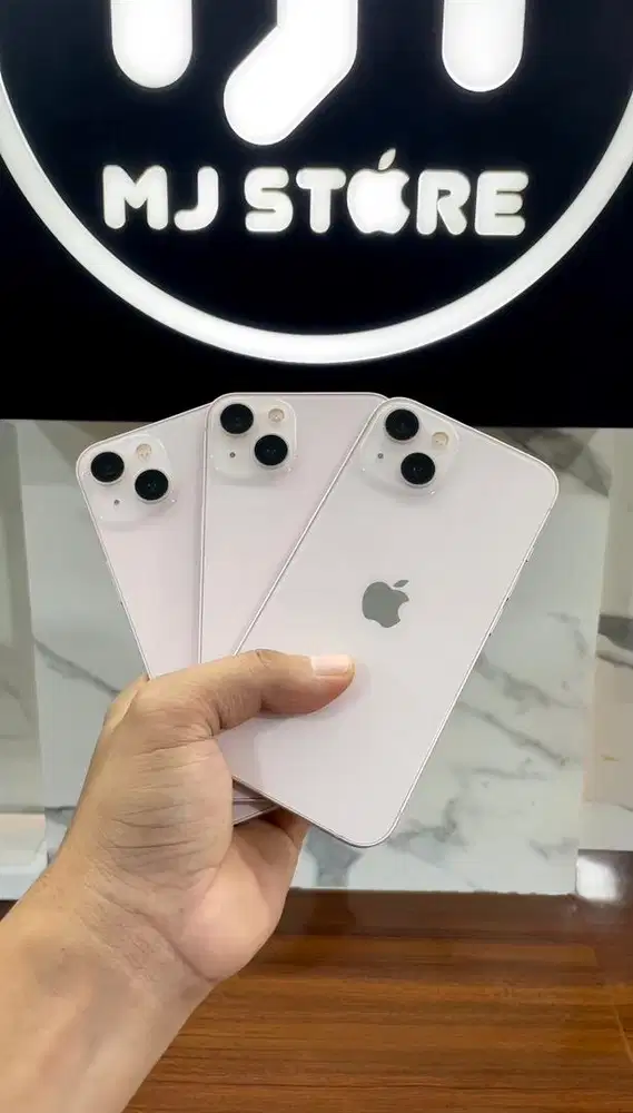 iPhone 13 128 gb jaringan permanen / terdaftar Beacukai like new