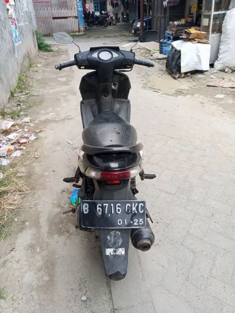 Vario pajak of 2022. Plat 2025