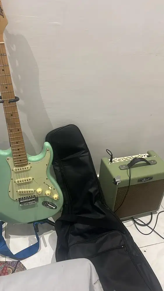Dijual gitar legacy + ampli stand dan tas