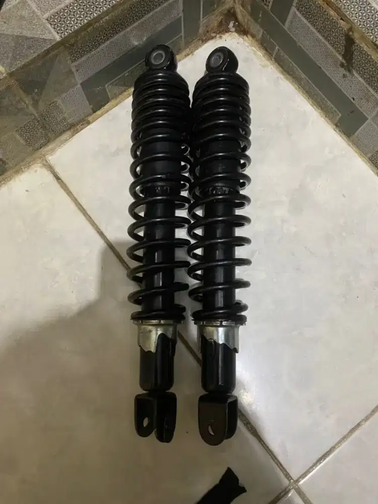 Shok belakang matic