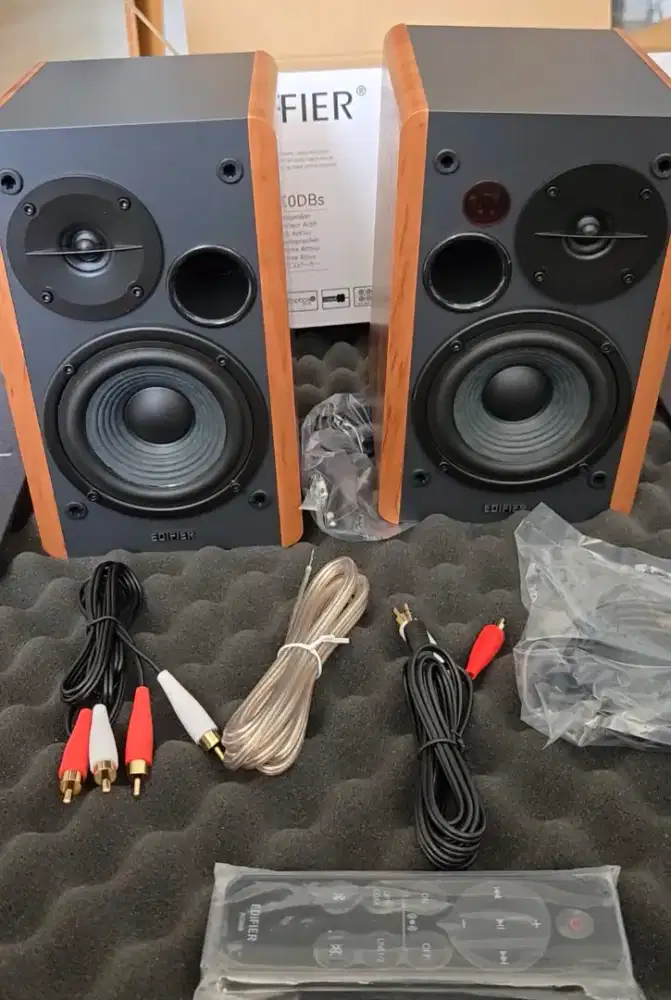 EDIFIER R1280dbs
