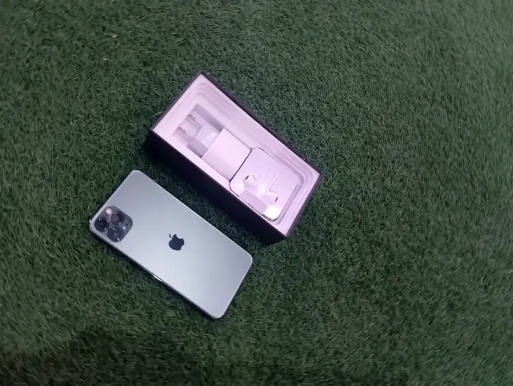 Iphone 11 pro max 256gb cocok buat pemakai masih baru