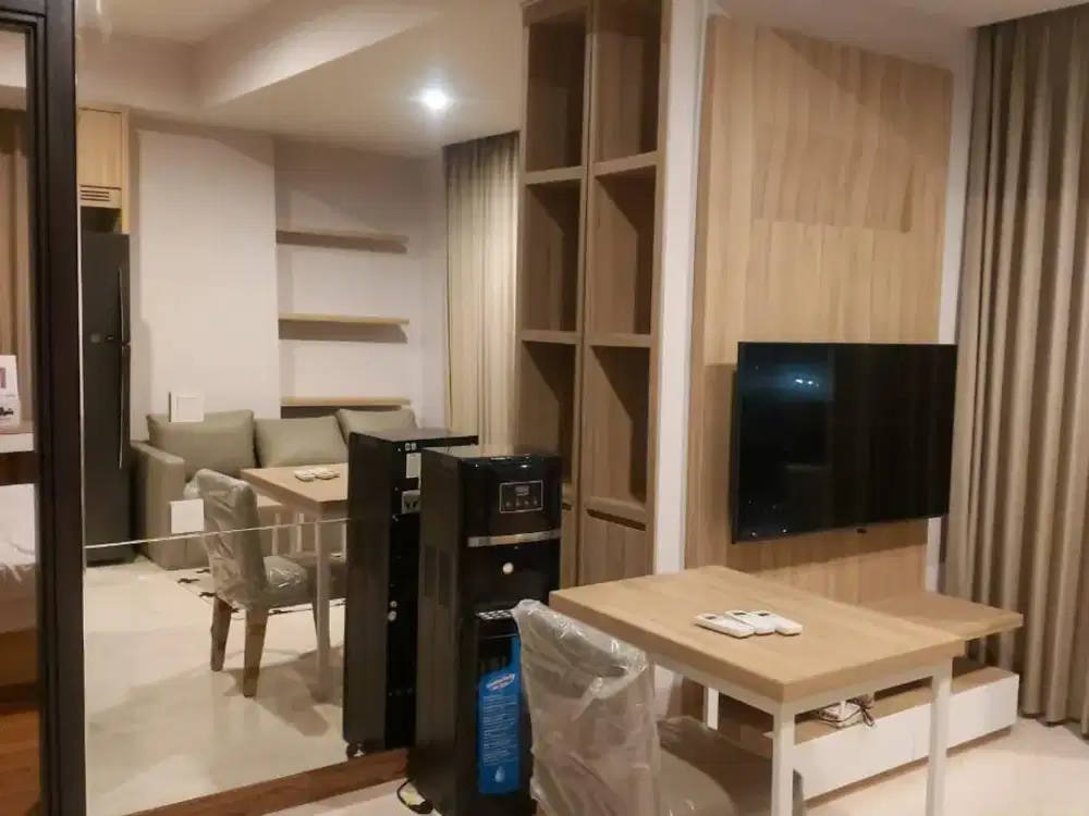 Di Sewakan Apartement Sudirman Hill, Tipe 2BR, 1BT, Full Furnished