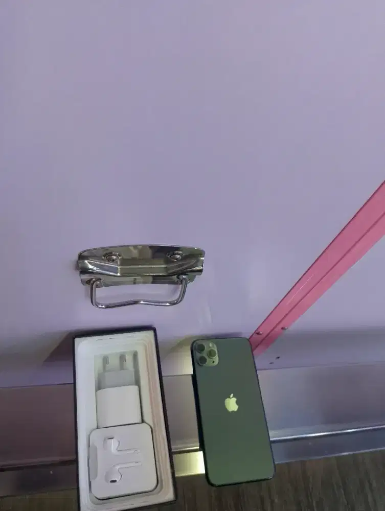 Iphone 11 pro max 256gb begitu warna apple baru