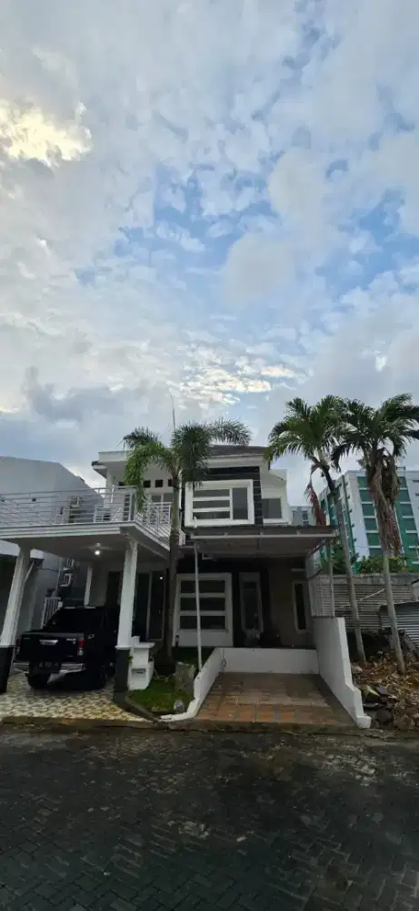 RUMAH SEWA CLUSTER KAMPUNG SEMAWIS UNIMUS KEDUNGMUNDU