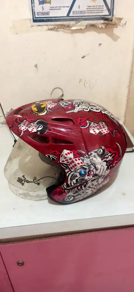 Helm (Pelindung kepala)