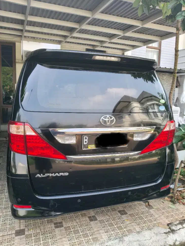 Alphard 2011 premium sound
