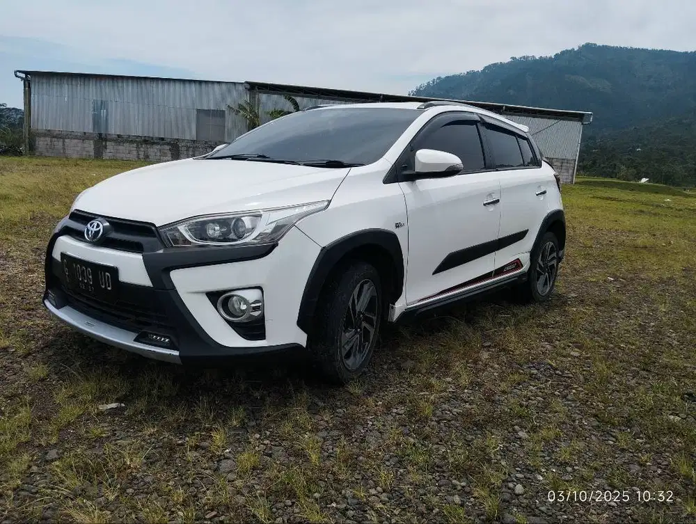 Yaris heykers 2016 manual