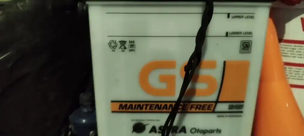 Dijual aki bekas Mobil