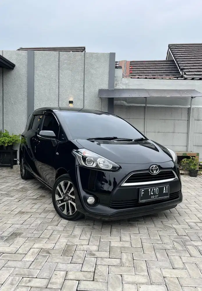 Toyota Sienta 2017 Bensin