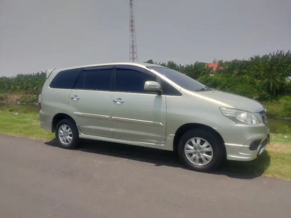 INNOVA 2.0 G LUXURY Matic 2014 milik pribadi