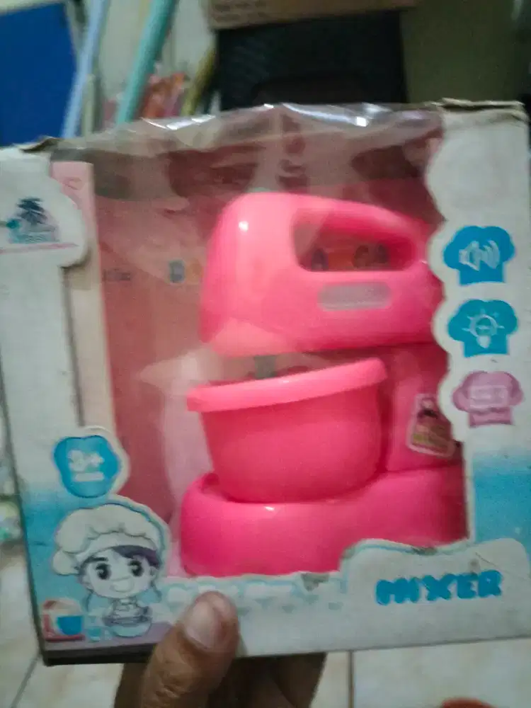 Mainan mixer batre