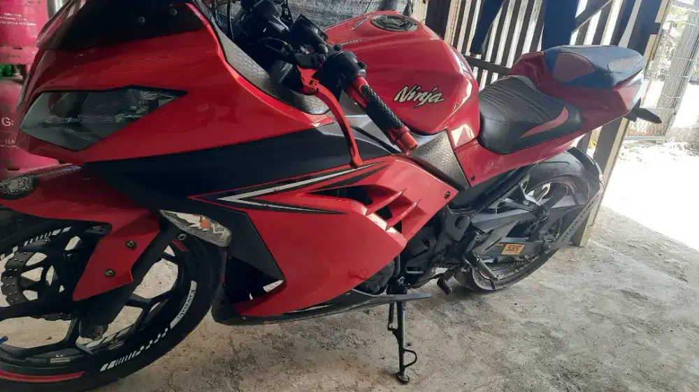 Di jual kawasaki ninja 250 fi