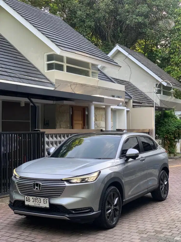 HRV 2022 SE 1.5 automatic Full Garansi HR-V Matic Kredit murah