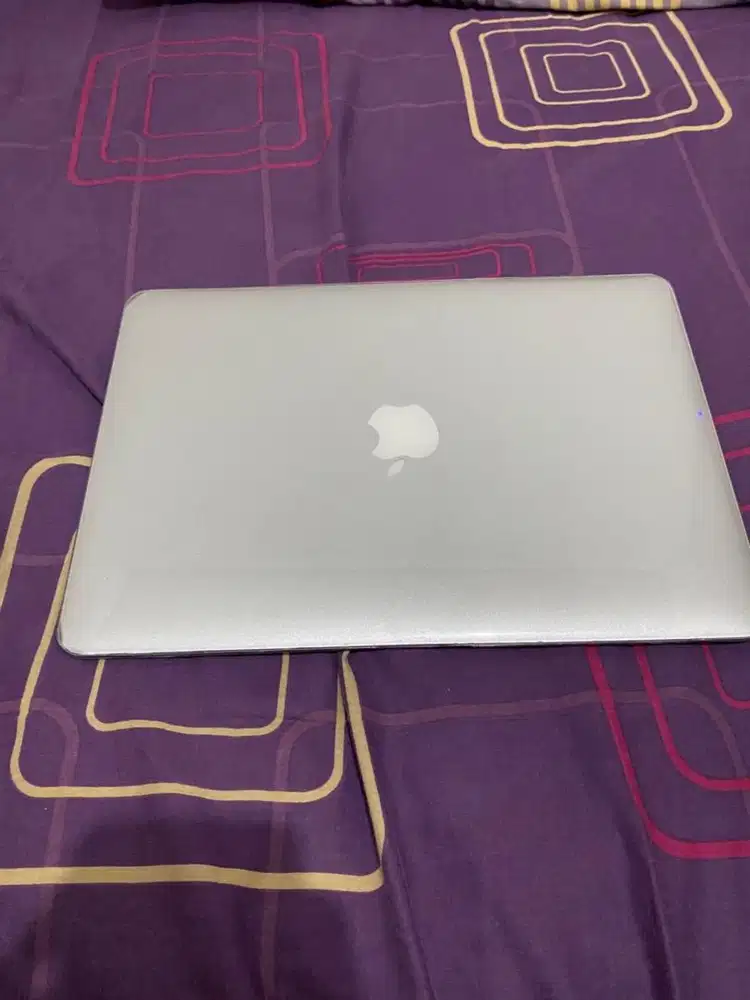 Jual Cepat BU Macbook Air 2017 8/256