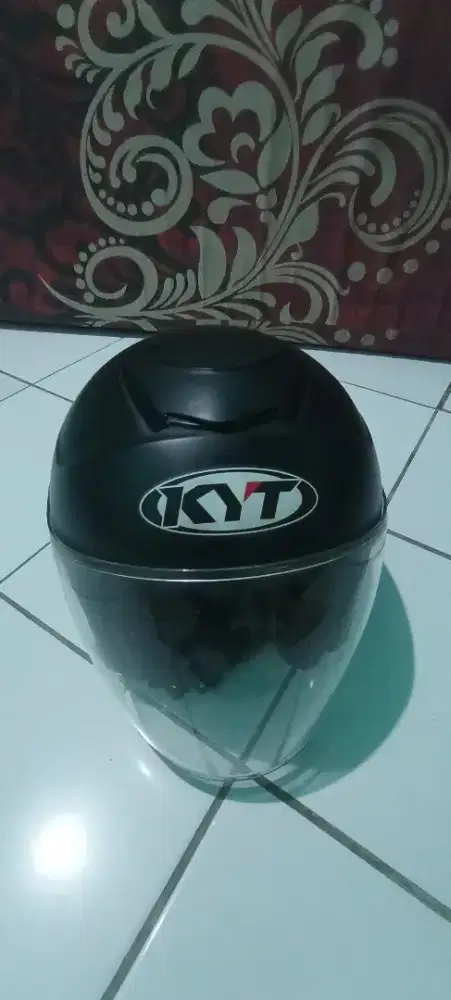 Dijual Helm KYT KYOTO Hitam Doff Size M  kondisi sesuai di foto