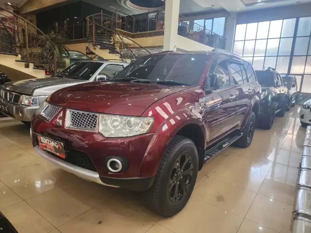 PAJERO DAKAR AT 2012 MARUN / MODEL THN 2013 (BINTANG MOTOR)