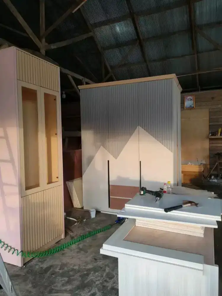 Jasa pembuatan kitchen set.lemari pakaian.top table