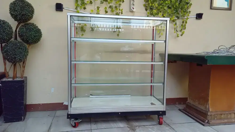 ETALASE BEKAS UK. 100x40x100 cm