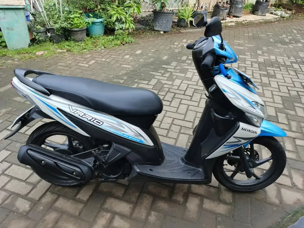 DIJUAL MOTOR VARIO TAHUN 2012 harga 7,5jt NEGO