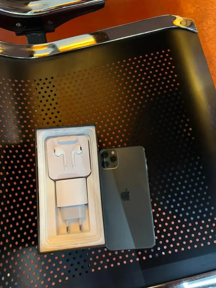 iphone 11 pro max 256gb hijau armee