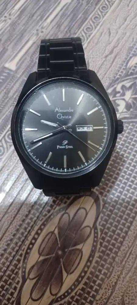Jam Alexsander Christie