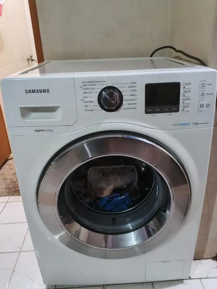 Mesin cuci front loading samsung