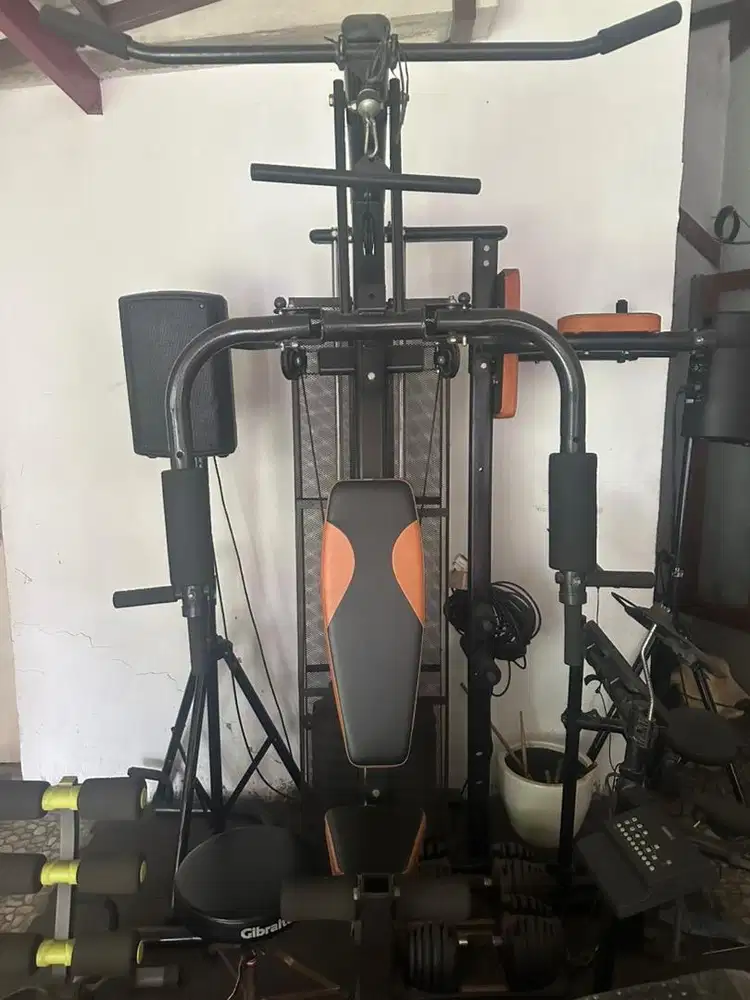 Alat gym multi station