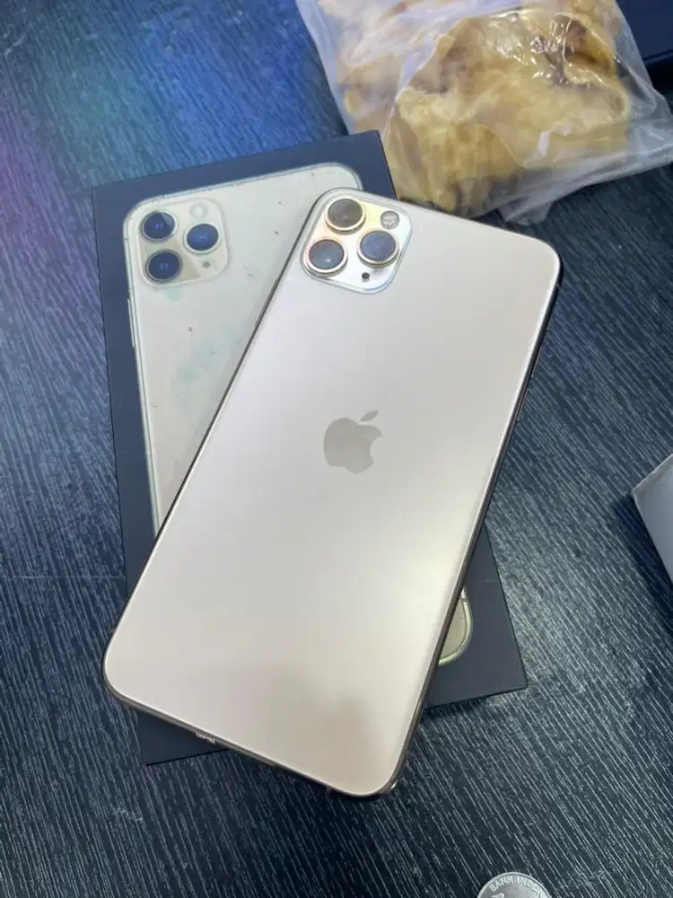 IPHONE 11 PROMAX 512GB EKS INTER BH 93% GOLD