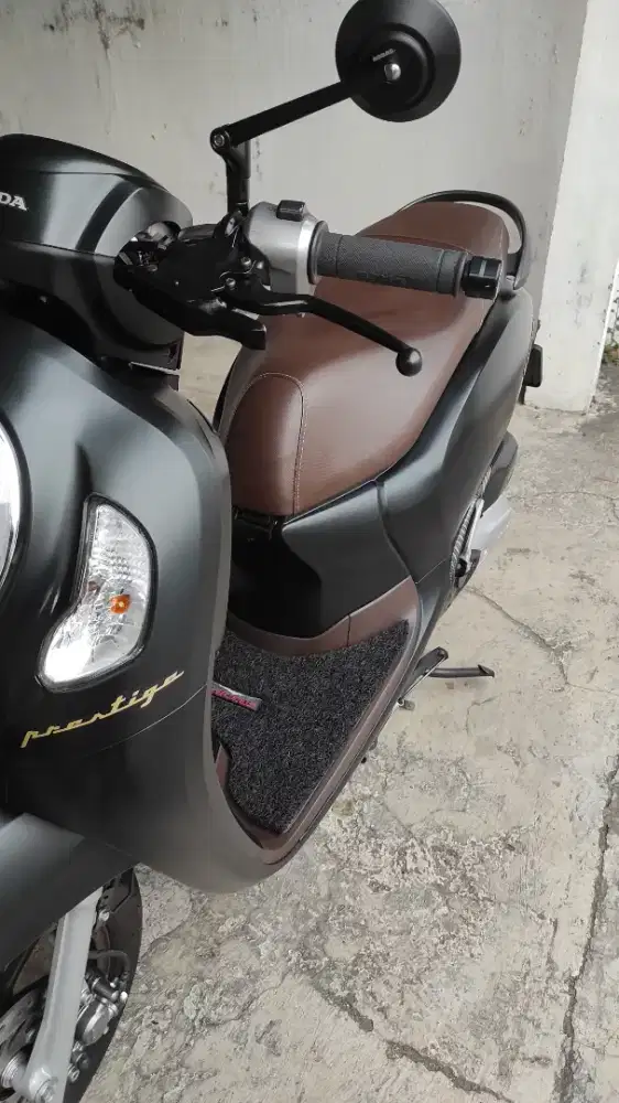 Scoopy Prestige 2023