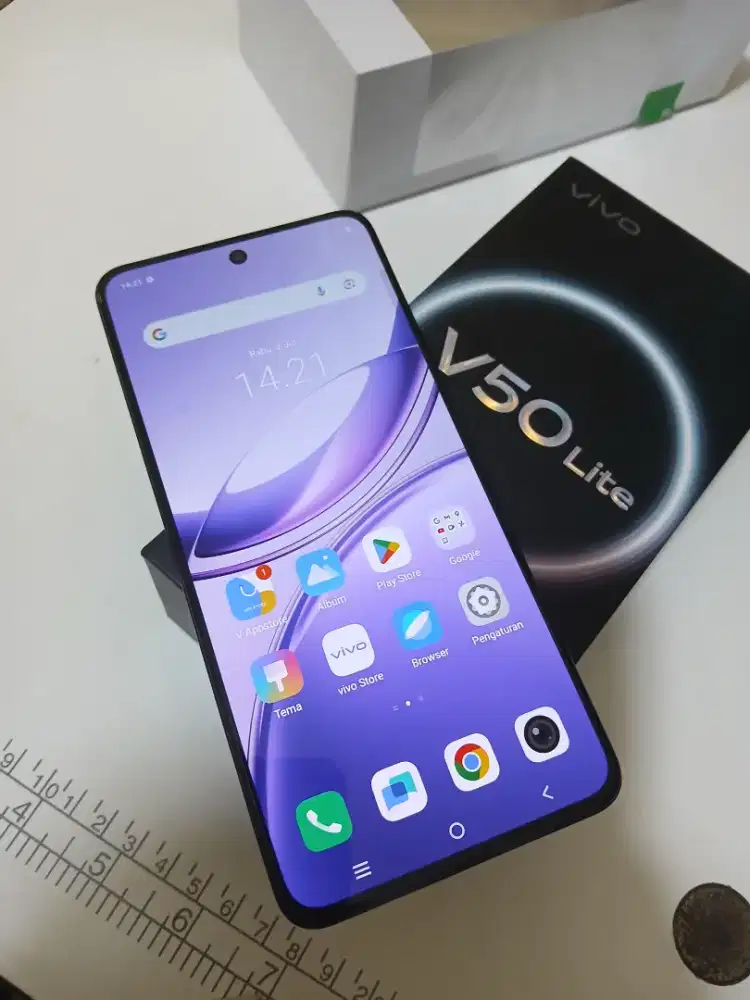 Vivo v50 lite ram 8/256