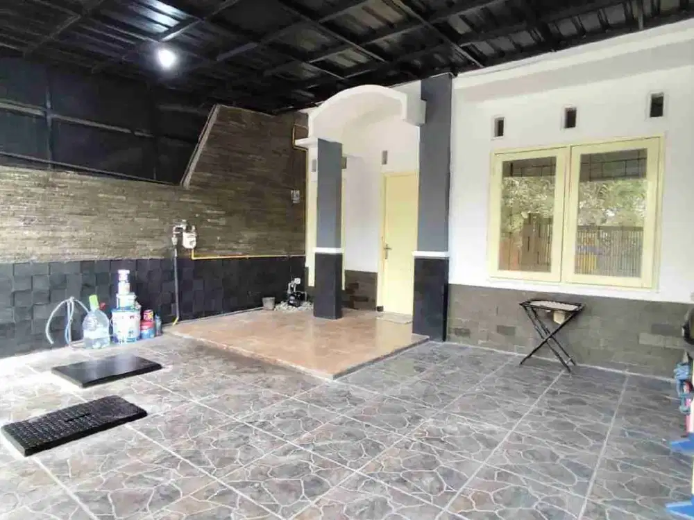 Rumah Lebar 6 Perumahan Medayu Rungkut Dekat Universitas UPN