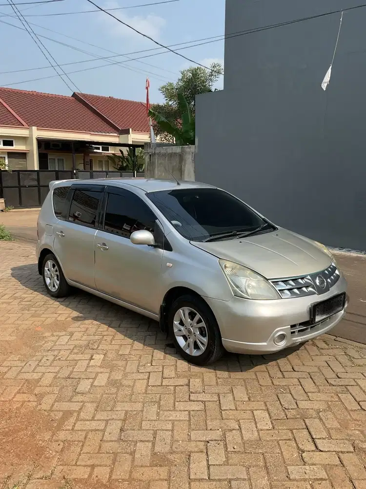 Nissan Livina 2008 Bensin