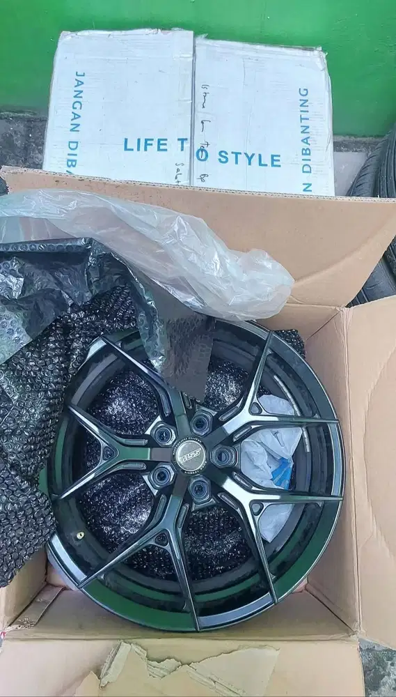 velg mobil ring 18