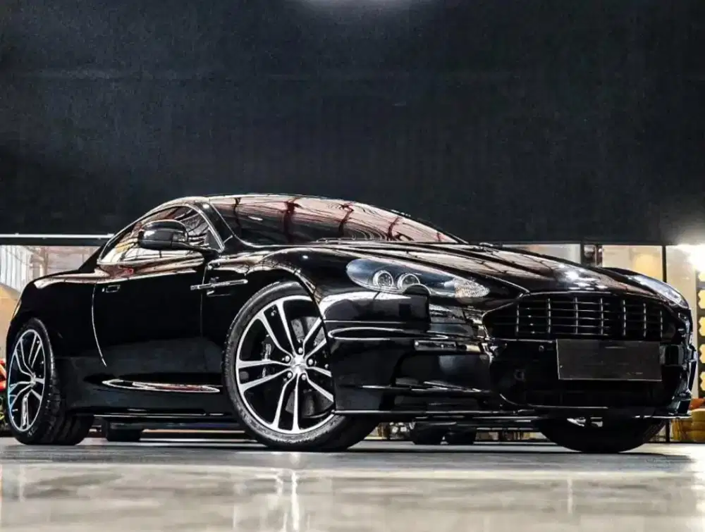 Aston Martin DBS Carbon Black Edition 2012