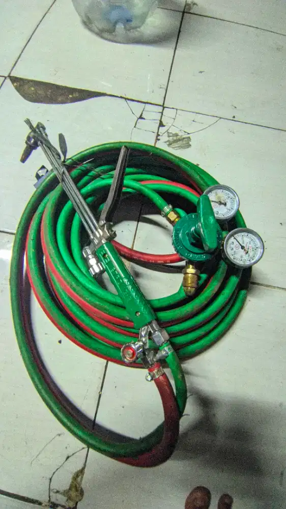 stang blender Potong
selang+regulator 
tabung 
1 set